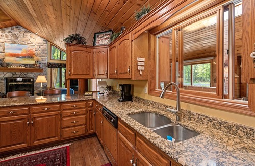 Sister Bay Cabin | Private wooded lot- Your Perfect Getaway just north of Sister Bay