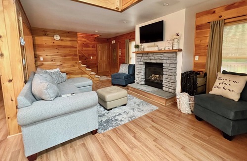 White Mills Ski Chalet | Private, Woodsy Getaway Chalet Close to Wallenpaupack