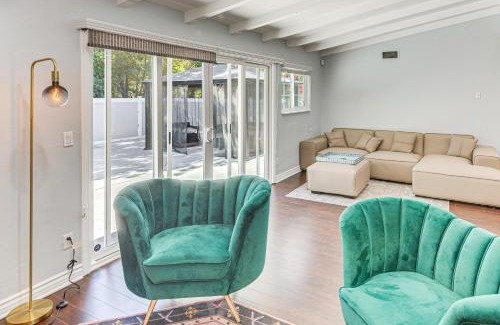 Canoga Park House | Private Yard with Pool Bright Escape in Canoga Park