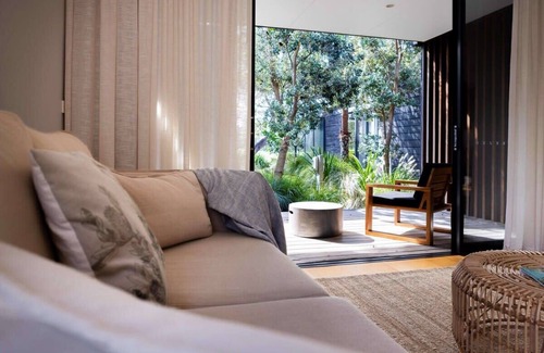 Shoalhaven Heads Villa | Privately Managed Villa 12 -Bangalay Luxury Villas
