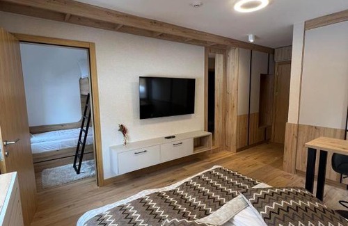 Jahorina Apartment | Privatni Apartman RIO 153 u sklopu HOTEL VUČKO JAHORINA