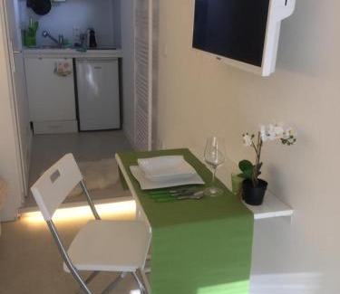 Hitdorf House | Privatzeit The green Mile