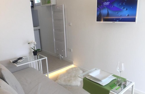 Hitdorf House | Privatzeit The green Mile