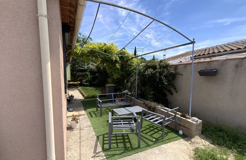 Saint-Chamas House | Privet housse with pool and jacuzzi
