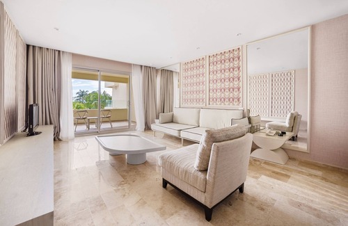 Centro - Supmza 001 Resort | Privilege Aluxes Isla Mujeres Adults Only