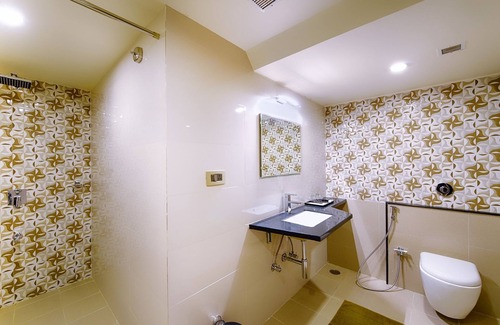 Kamalapur Hotel | Priyadarshini Pride