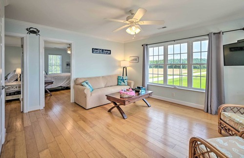 Belhaven Condo | Prized Riverfront Condo w/ Fishing On-Site!