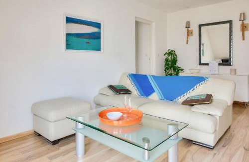 Fouesnant Apartment | Proche plages et commerces, appartement pour 4
