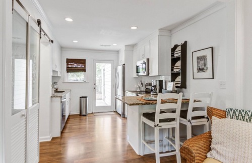 Mount Pleasant Villa | * *PROFESSIONALLY CLEANED l BEACH CHIC COASTAL VILLA!*COME RELAX! ☀️🦀❤️