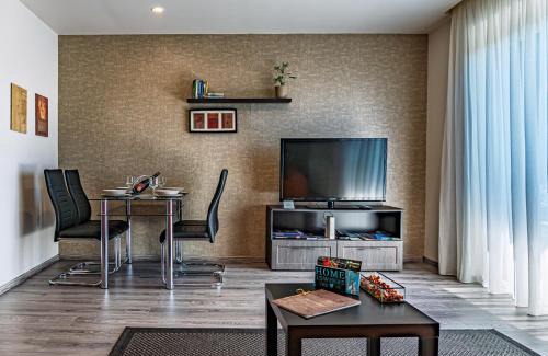 Balatonalmadi Apartment | Profi Kecó Apartman