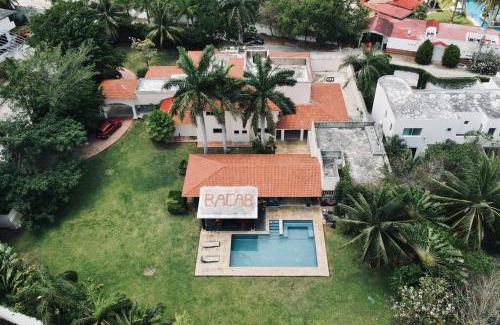Cancun Villa | Profile 2
