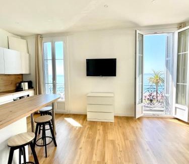 Les Baumettes Apartment | Promenade des Anglais panoramic sea view