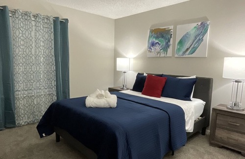 Bellevue Apartment | PROMO 5% WEEKLY/ 15% MONTHLY DISCOUNT Sleeps 8 - 20, Downtown Nashville, Zoo