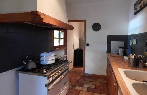Saint-Mathieu-de-Treviers Villa | PROMO Spacious village house with swimming pool