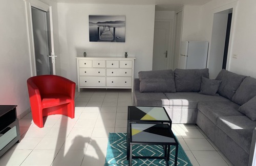 Barbatre House | PROMO -House 6 people with swimming pool, next to the beach-label 3
