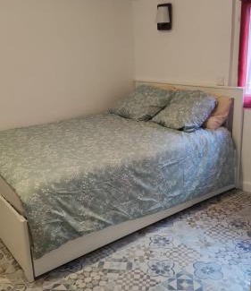 Deuil-la-Barre Apartment | Promotion du Jour - Studio Le Palmier -