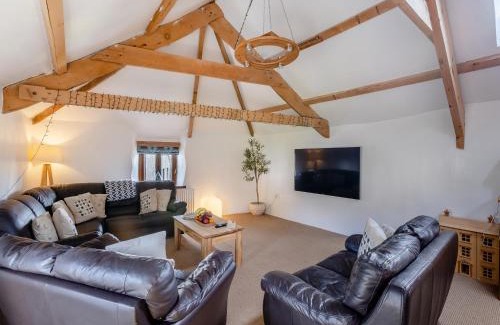 Tresmeer House | Proper Job