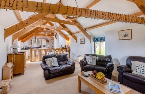 Tresmeer House | Proper Job