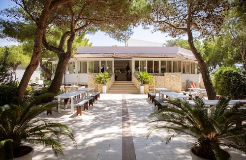 Chiesiola Resort | Property in a holiday village 'Baia Falcone-Bilocale 407' with sea view and air conditioning