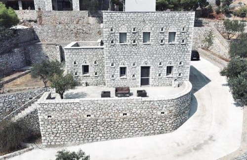 East Mani House | Prosilion Stone House