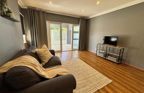 Walmer Apartment | Prospect Cottage B