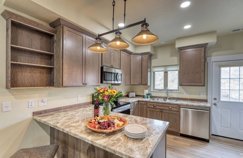 Rockerville Condo | Prospector's Retreat-Near Mt. Rushmore - This two-bedroom condo is your perfect home base for adventure and relaxation. Just minutes from Mount Rushmore, Crazy Horse Memorial, Custer State Park, Sturgis, and the Badlands.
