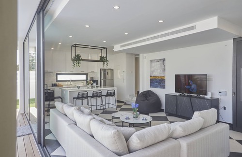 Pernera Cottage | Protaras Almaria Villa ALM08 - a villa that sleeps 6 guests in 3 bedrooms