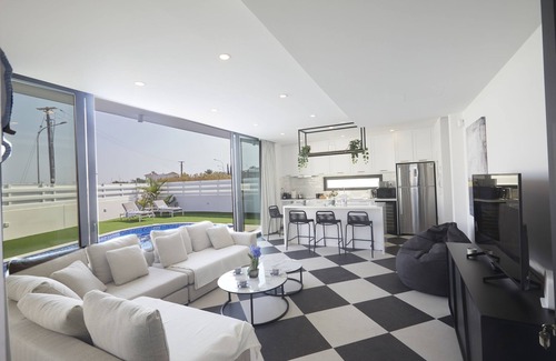 Pernera Cottage | Protaras Almaria Villa ALM08 - a villa that sleeps 6 guests in 3 bedrooms