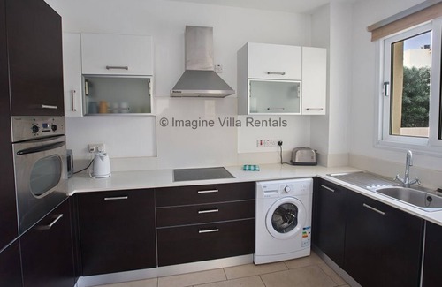 Pernera Cottage | Protaras Holiday Villa CL42 - Cozy 3BDR Pernera Villa, Close to Kalamies Beach