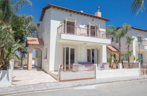 Pernera Villa | Protaras Katerina Villa Kv53