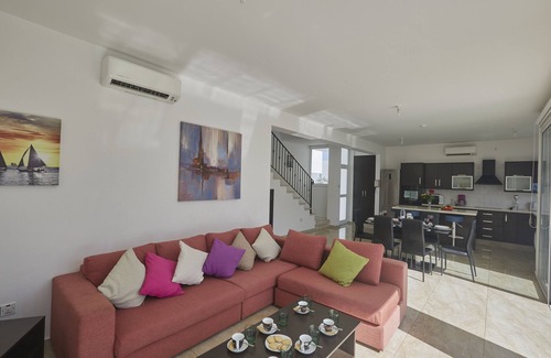 Kapparis Cottage | Protaras Pearl Villa PE17 - a villa that sleeps 6 guests in 3 bedrooms