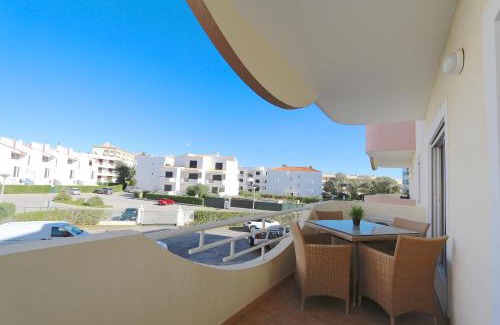 Vilamoura Apartment | Protea 214-CleverDetails, Located in heart of Vilamoura Sleeps 2 adults, 1child
