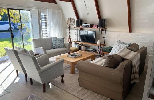 Onrus House | Protea Escape - sea, sand and sun on your doorstep