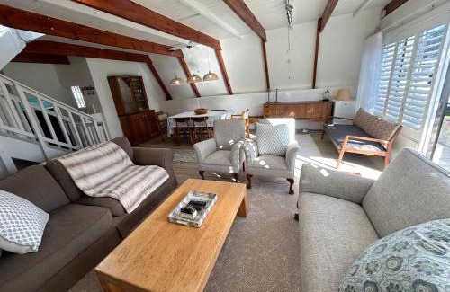 Onrus House | Protea Escape - sea, sand and sun on your doorstep