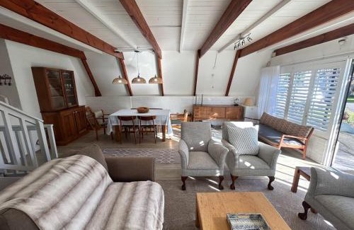 Onrus House | Protea Escape - sea, sand and sun on your doorstep