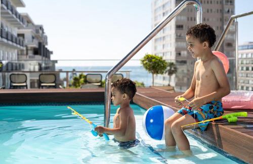 Sea Point Hotel | Protea Hotel by Marriott Cape Town Sea Point