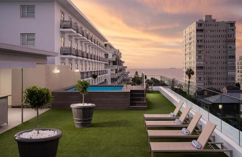 Sea Point Hotel | Protea Hotel by Marriott Cape Town Sea Point