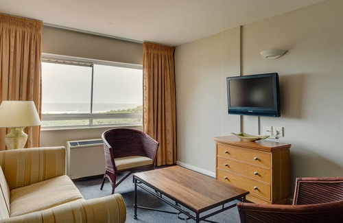 Karridene Hotel | Protea Hotel by Marriott Karridene Beach