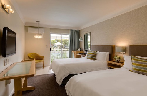 Knysna Central Hotel | Protea Hotel by Marriott Knysna Quays
