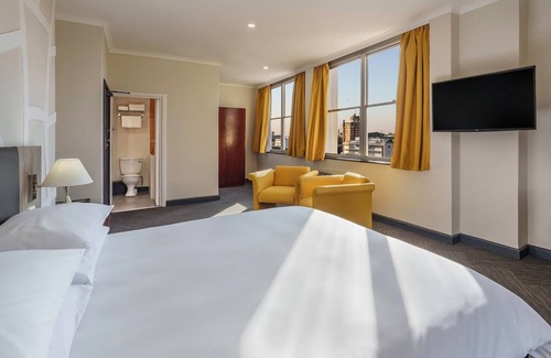 Chiawa Conservancy Hotel | Protea Hotel by Marriott Lusaka Cairo Road