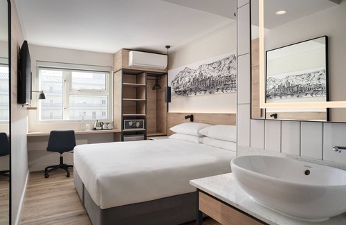 Sea Point Hotel | Protea Hotel by Marriott Cape Town Sea Point