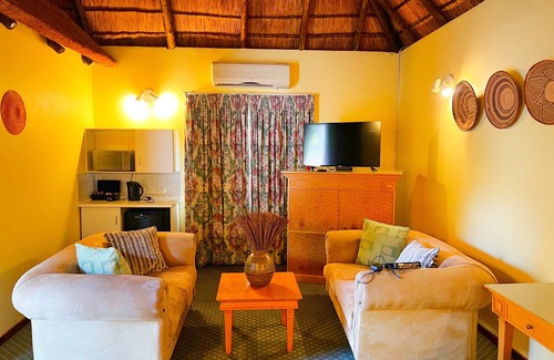 Greater Johannesburg Metropolitan Area House | Protea Ridge Guest Cottages