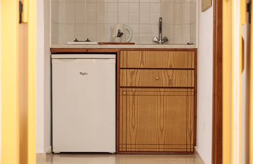 Agios Prokopios Apartment | Proteas Hotel & Suites