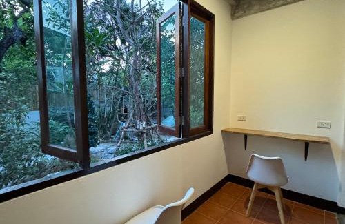Hai Ya Hotel | Proud Chiang Mai Poshtel