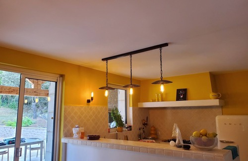 Fontvieille Other | Provencal farmhouse 400 m2 on 1ha5 in the heart of the village of Fontvieille.