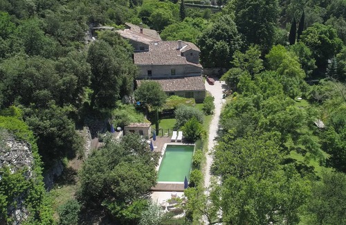 Le Beaucet Apartment | Provencal farmhouse of the fifteenth century, private pool