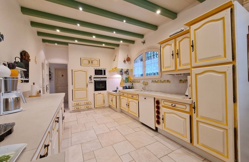 Saint-Vallier-de-Thiey Villa | Provencal villa with private protected pool and tennis