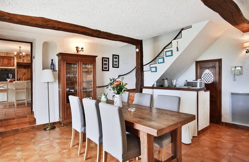 Le Bar-sur-Loup House | Provencal villa located in serene setting with panoramic views, sleeps 12