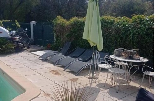 Le Pradet Villa | Provencal villa with pool