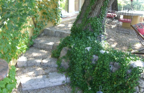 Fuveau Villa | Provencal villa with large swimming pool, quiet location not overlooked in Fuveau